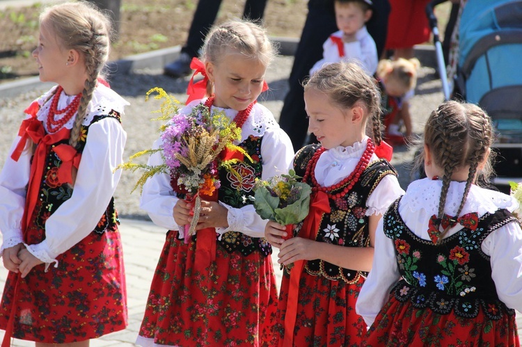 Poświęcenie kościoła w Woli Piskulinej