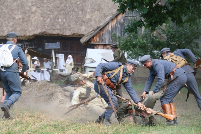 Letni kurs historii w skansenie