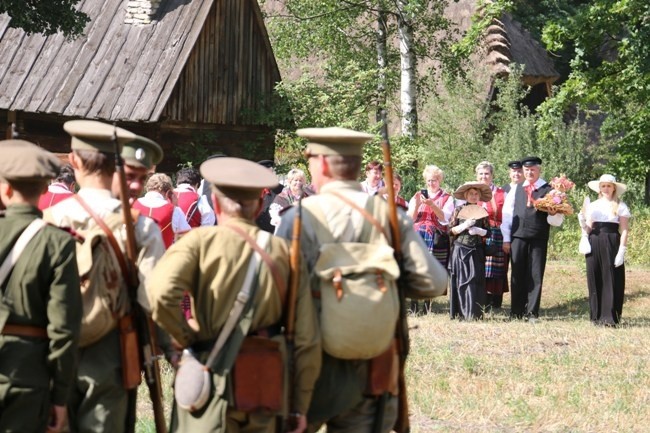 Letni kurs historii w skansenie