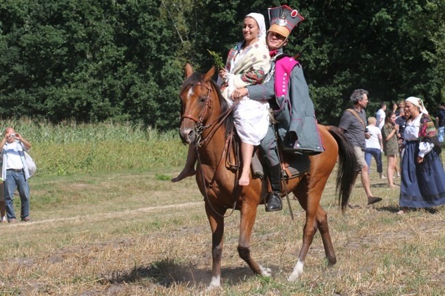 Letni kurs historii w skansenie