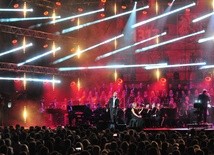 Siedmiometrowy tort i koncert na urodziny miasta