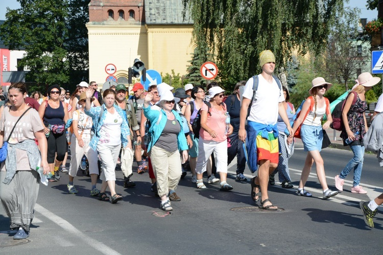 "Jedynki" wchodzą do Strzelec