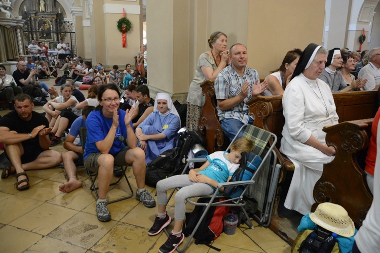 Pielgrzymkowa Eucharystia u św. Wawrzyńca