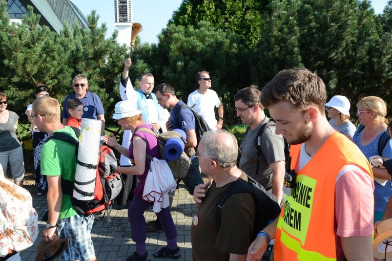 Między Gwoździanami a Ciasną