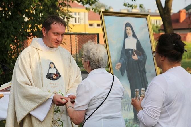 Msza św. przy kapliczce św. Rocha w Łowiczu