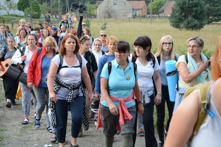 Czwartkowy poranek na szlaku