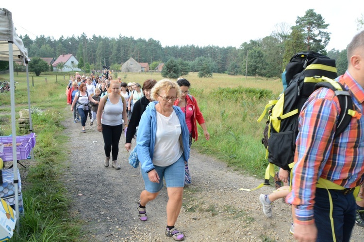 Czwartkowy poranek na szlaku