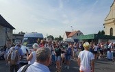 Pielgrzymi idą dziś przez cały dzień