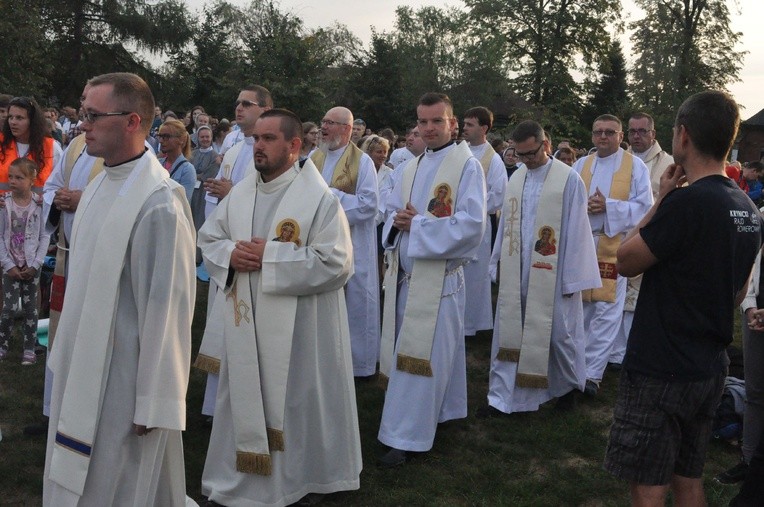 Zabawa - Msza św., część B