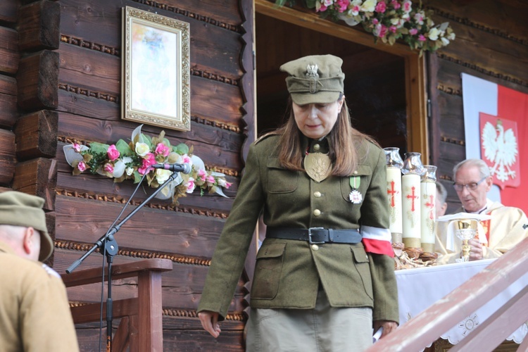 Msza św. w leśnej kaplicy na Baraniej Cisieckiej