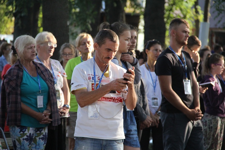 Nowe Brzesko - Msza św., cz. A