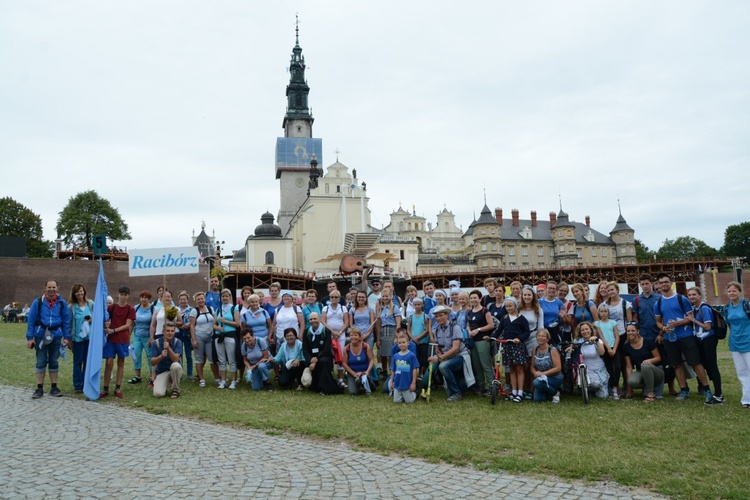 "Piątki" na ostatniej prostej