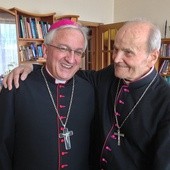 W swoim mieszkaniu z abp. Celestino Migliore, byłym nuncjuszem apostolskim w Polsce