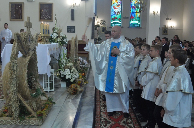 Dożynki parafialne w Łąkcie