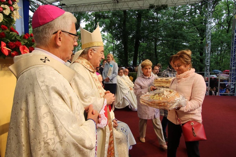 Pielgrzymka Kobiet do MB Piekarskiej 2017 - cz.3