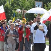 Pielgrzymka zamieniła się w procesję