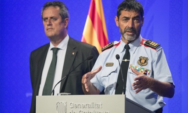 Szef policji w Katalonii: Operacja antyterrorystyczna trwa