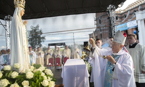 Nie bójmy się bliskości Maryi