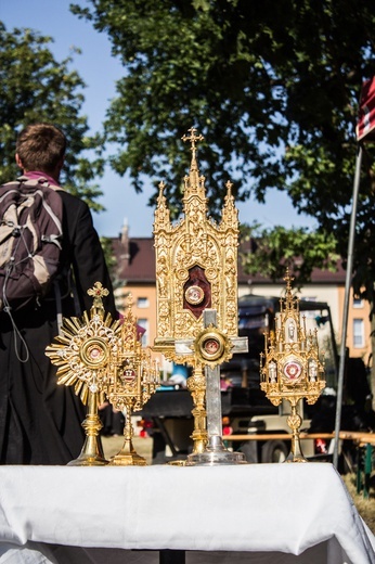 Pielgrzymka z "trójeczką"