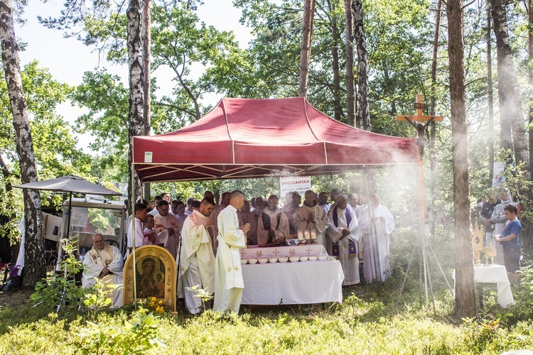 Pielgrzymka z "trójeczką"