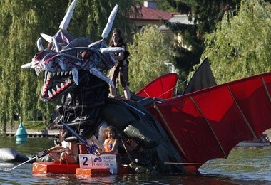 Pływanie Na Byle Czym