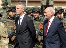 Macierewicz: Obecność sił NATO w Polsce jest gwarancją, że bezpieczeństwo wróci do Europy