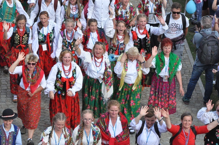Grupa 19 - wejście