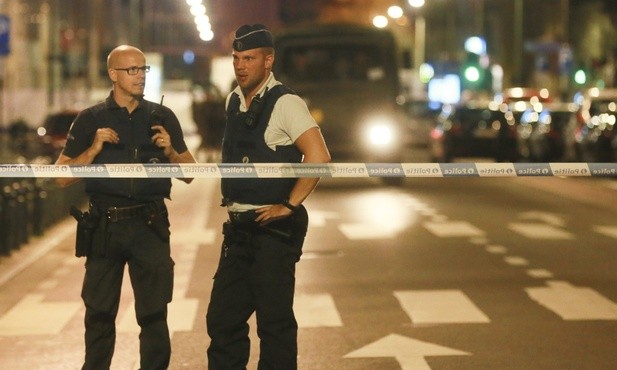 Belgia: terrorysta zaatakował wojskowych