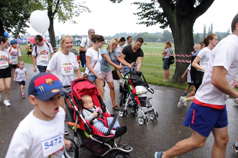 6. Charytatywny Bieg Fundacji Tesco Dzieciom