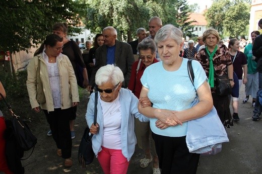 Pielgrzymka i piknik w Henrykowie