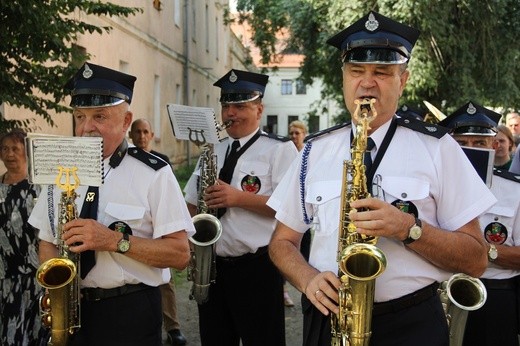 Pielgrzymka i piknik w Henrykowie