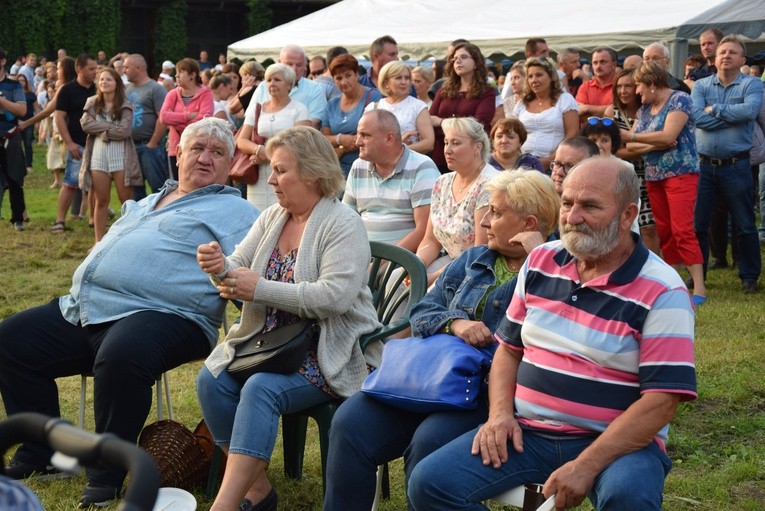 Święto chleba i miodu w Radziejowicach