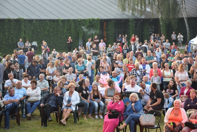 Święto chleba i miodu w Radziejowicach