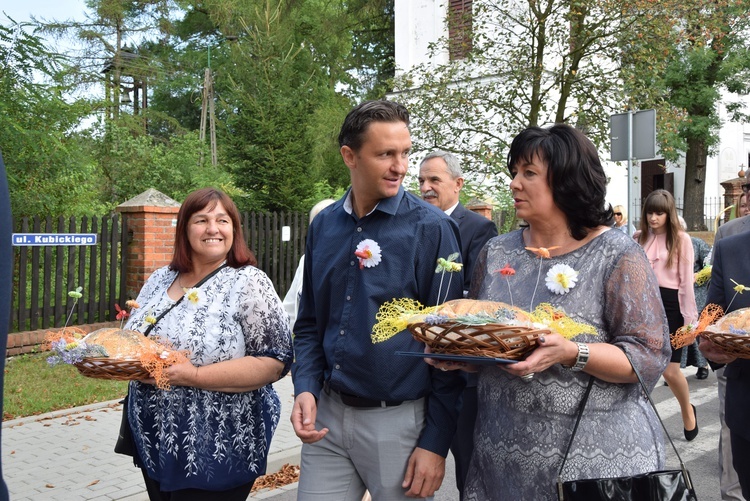 Święto chleba i miodu w Radziejowicach