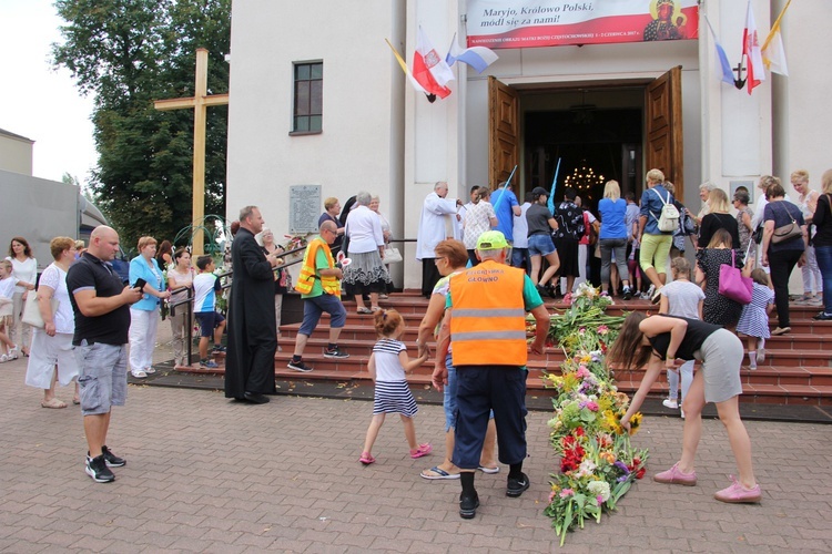 Powrót pielgrzymów do Głowna