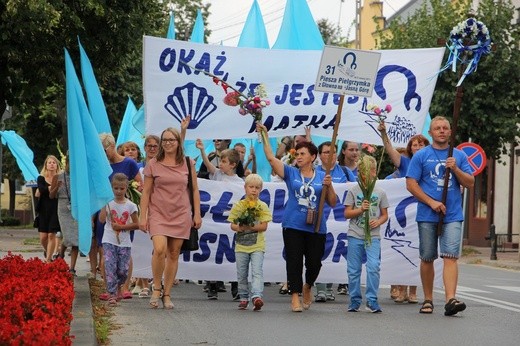 Powrót pielgrzymów do Głowna