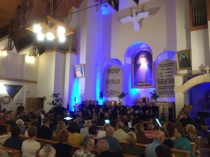 Koncert w kościele pw. Miłosierdzia Bożego