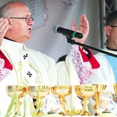 ▲	 Odpust w Stoczku Klasztornym był okazją do dziękczynienia Bogu za posługę w sanktuarium księży marianów.