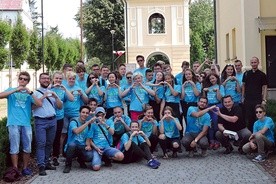 Grupowe zdjęcie biorących udział w warsztatach KSM-owiczów.