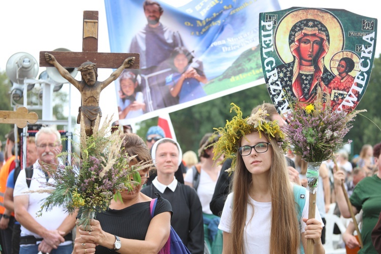 Żywieccy pielgrzymi dotarli po 7 dniach marszu na Jasną Górę