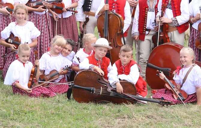 Karpacka watra na Złotym Groniu w Istebnej