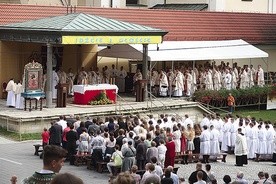 Błogosławieństwo otrzymało w tym roku 79 animatorów i ceremoniarzy parafialnych.