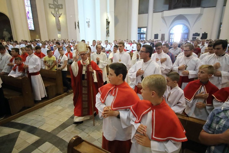 Pielgrzymka ministrantów do katowickiej katedry