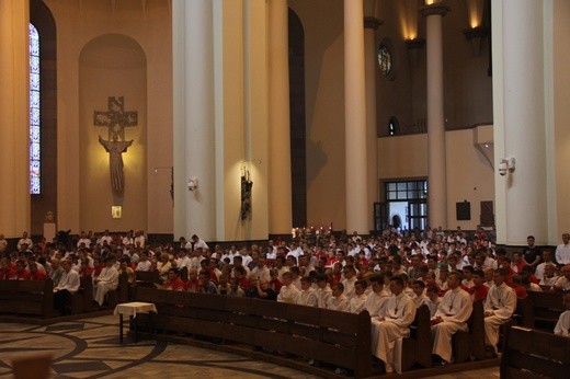 Pielgrzymka ministrantów do katowickiej katedry - cz. 2