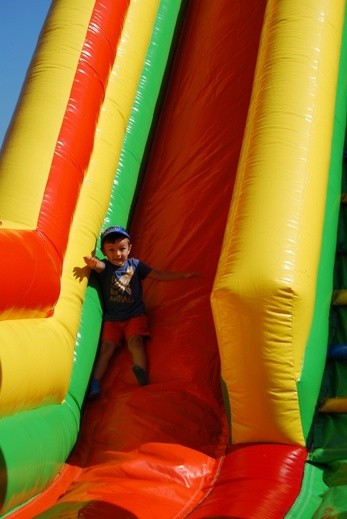 Zabawa dziadków i wnuków