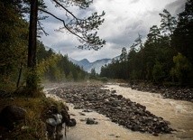 Ogromne lawiny błotne pod Elbrusem - co z polskimi turystami?