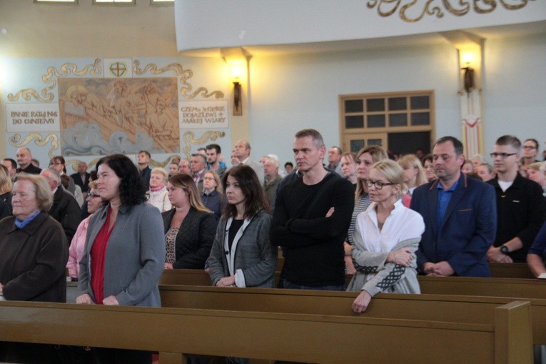 Msza św. za ks. Krzysztofa Grzywocza w rodzinnej parafii