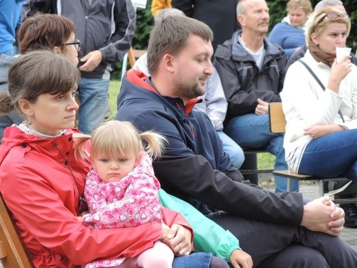 Festyn parafialny na Złotych Łanach