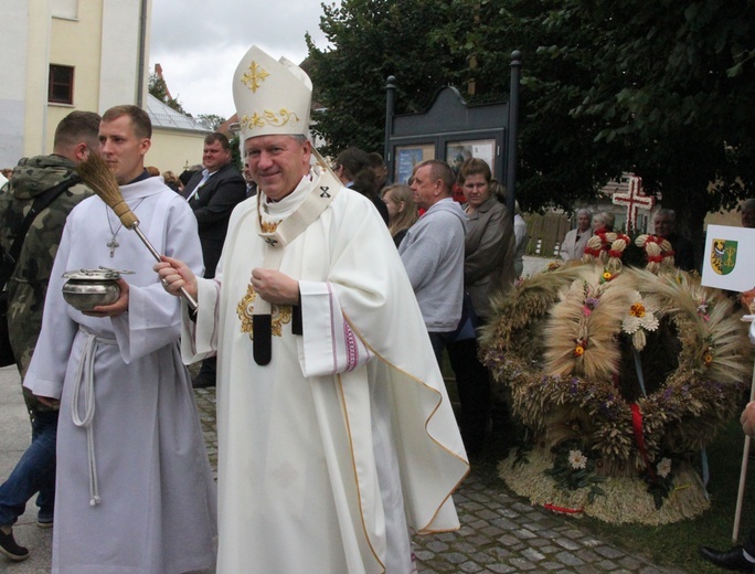 Wojewódzkie dożynki w Urazie