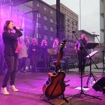 Muzyka przez duże eM koncert